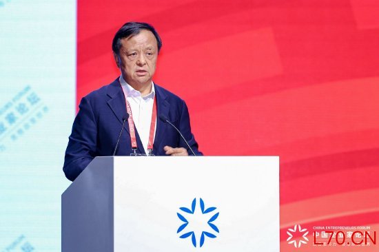李小加谈“中国制造”：让全世界享受到1/4世纪非通胀型增长，创造了世界奇迹